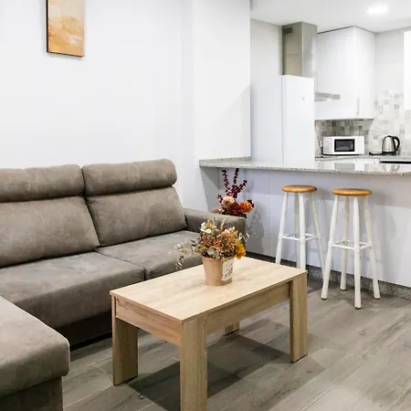 Apartamento La Casa De Emilia 4 Huéspedes *